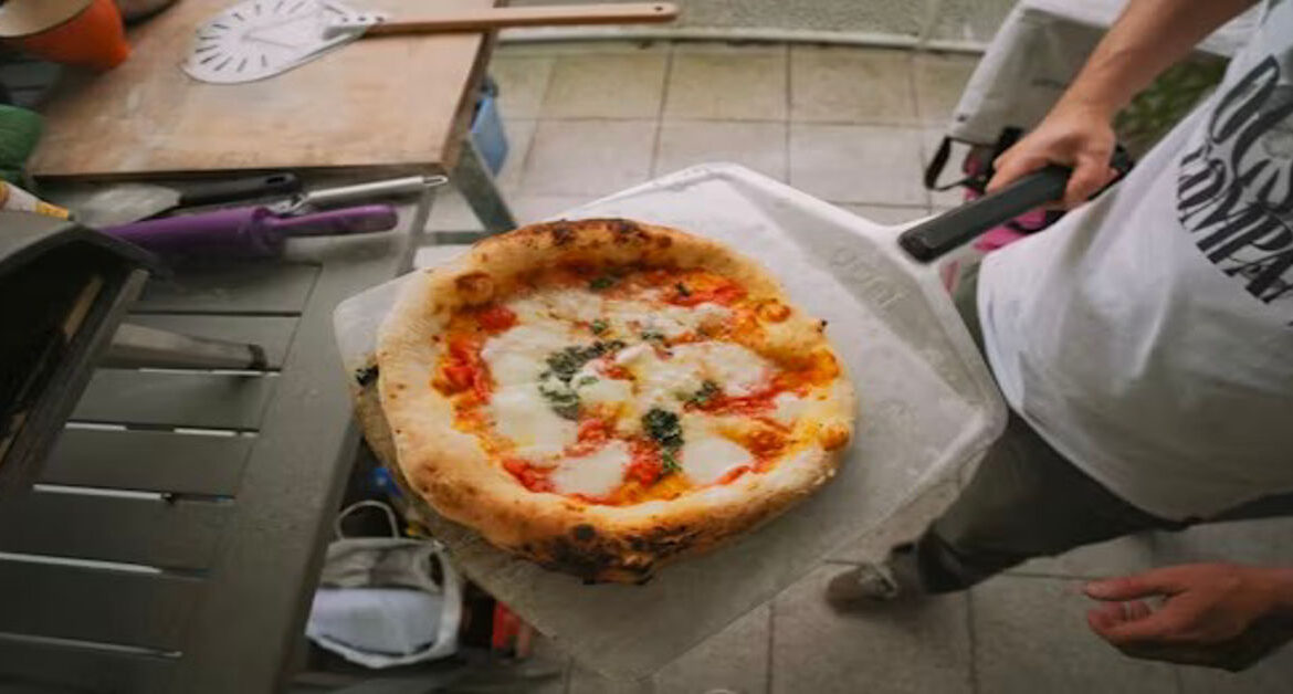 How Long Is Pizza Good for in the Fridge